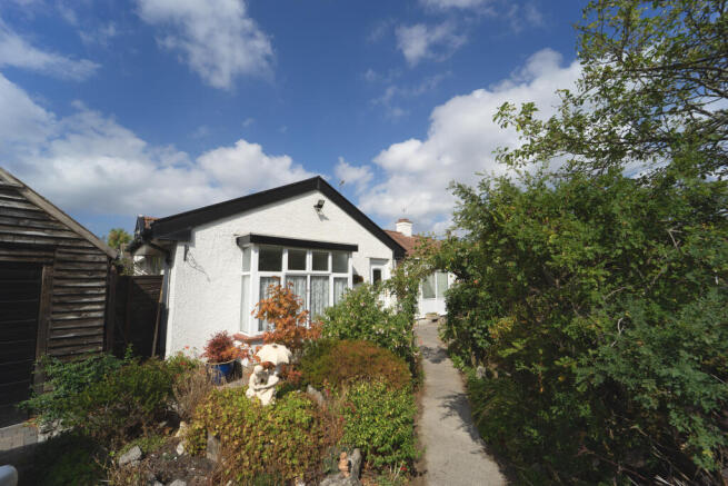 3 Bedroom Semi Detached Bungalow for Sale