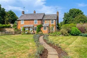 2, Grymsdyke Cottages, Main Road, Princes Risborough HP27 0RA