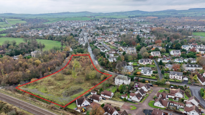 DRONE RED LINE