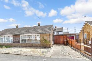 54, Green Lane, Isle Of Grain, Rochester ME3 0DQ