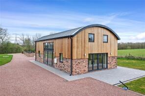 The Old Dutch Barn, Clattercut Lane, Rushock, Droitwich WR9 0NG