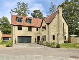 2, Maplewood Place, Burghwallis, Doncaster DN6 9FE