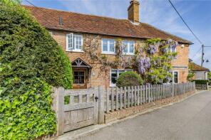 Dumbledore, Pankridge Street, Crondall, Farnham GU10 5QT