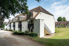 65, Bramley Grange, Horsham Road, Bramley, Guildford GU5 0ER