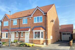 32, Brookfield Garth, Harrogate HG3 2EB