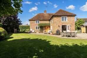 15, High Street, Flamstead, St. Albans AL3 8BT