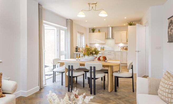 Dandara - Buckmore Green  - The Goodwood, Home 75