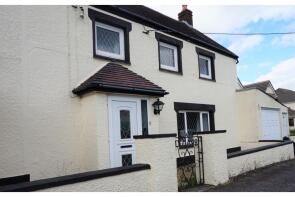 Ty Mawr, Capel Road, Foelgastell, Llanelli SA14 7EW