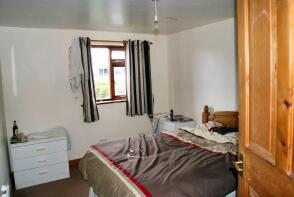 Lloches, Tai Newyddion, Llannor LL53 5UH