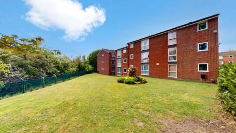 Aylsham Drive, Ickenham, Uxbridge, UB10 8UJ