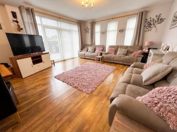 Lounge / Diner