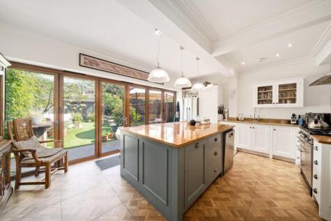 Lawford Road, London, W4