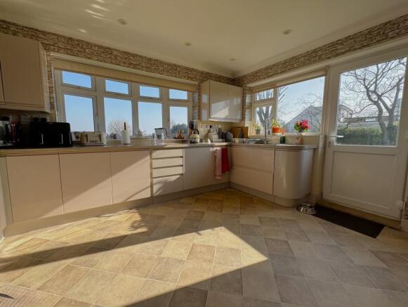Kitchen.jpeg