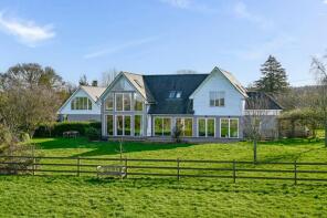 Greenfields Farm, Lymbridge Green, Ashford TN25 6BJ