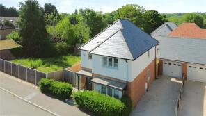 1, Meadow Way, Headley RG19 8FT