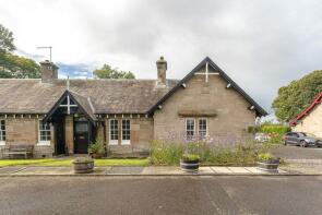 4, Moss Cottages, From A905 Through Dunmore, Falkirk FK2 8LY