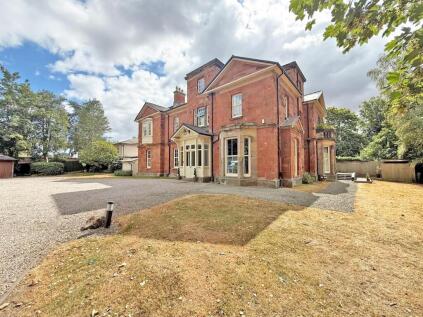 Penthouse, 7 The Woodlands, Abbey Foregate, Shrewsbury