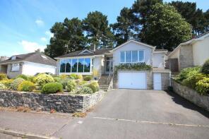 8, Greensleeves Avenue, Broadstone BH18 8BL