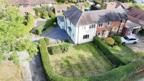 4, Wrexham Road, Pulford, Chester CH4 9DN