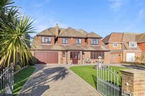 12, Coastal Road, Littlehampton BN16 1SJ