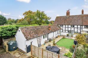3, Court Cottages, Upper End, Pershore WR10 3AA