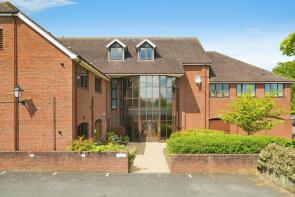 Flat 8, 2405 Kingswood Court, Stratford Road, Hockley Heath, Solihull B94 6BD