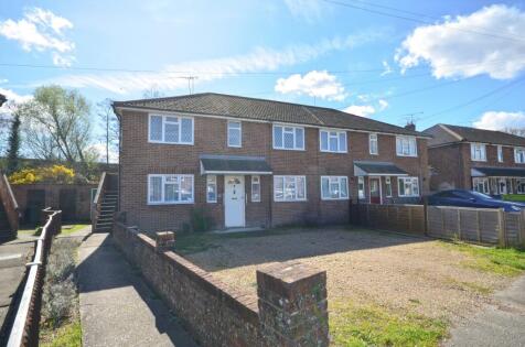 Ratcliffe Road, Farnborough, GU14