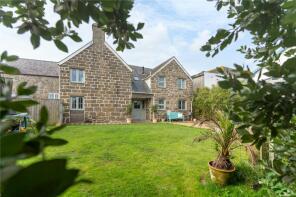 Table Maen Cottage, A30 From Lands End To Sennen Post Office, Penzance TR19 7AD