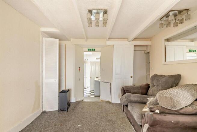 8671446-interior02-800.jpg