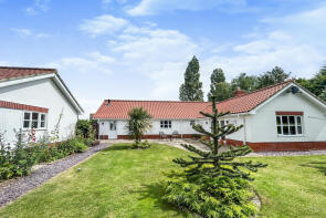 2, Warnes Meadow, Woodbridge IP13 7JH