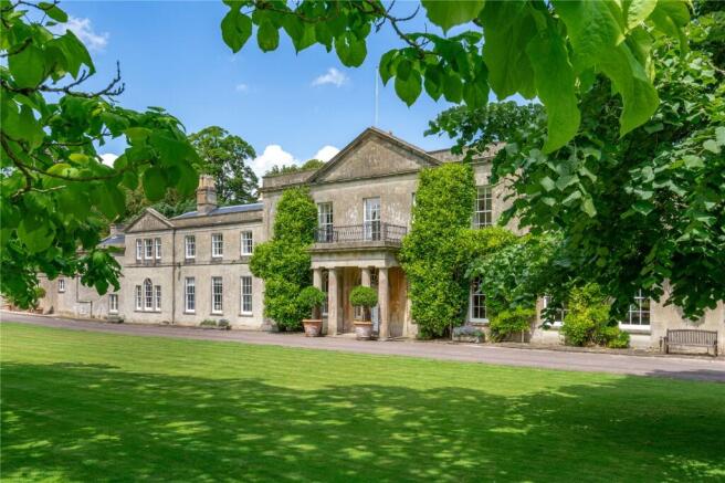 Harptree Court