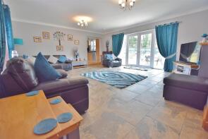 8 The Glade, Beech Court, New Moat, Clarbeston Road SA63 4RH