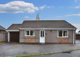 28, Huntersfield, Camborne TR14 0HW