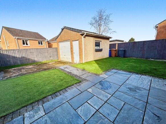 REAR GARAGE