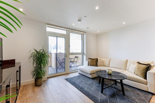 92526_Apartment 9...