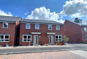 16, Poskett Way, Wotton-under-edge GL12 8FG