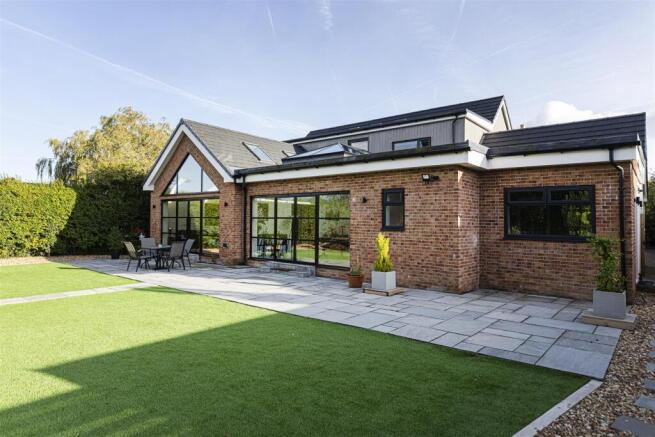 Bramleys Estate Agents - Cumberland Avenue - Fixby