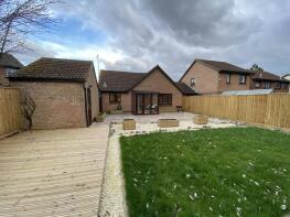 23, Hamilton Grove, Exeter EX6 8EW