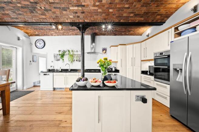 Kitchen / Lounge / Diner