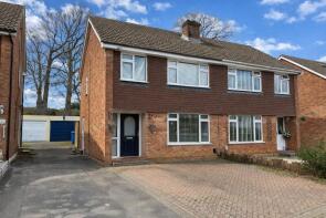 44, Green Way, Aldershot GU12 4XA