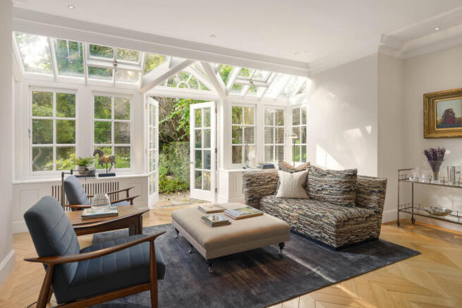 Flat 1/6, 89 Holland Park, London, W11 3RZ