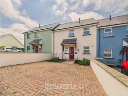 21, Maes Waldo, Fishguard SA65 9ER