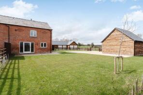 2, Parkside Barns, Wrenbury Road, Nantwich CW5 8JT