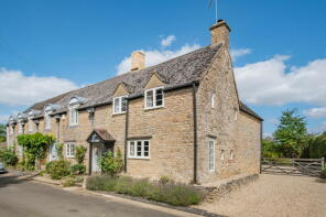 Milestones, Broad Street, Shipston-on-stour CV36 5JH