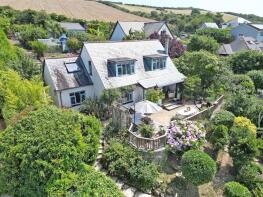 Killigarth, Bone Mill Road, Perranporth TR6 0AS