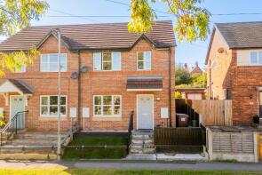 35, Rhodes Crescent, Pontefract WF8 3PX