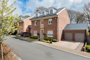 23, Vale Crescent, Macclesfield SK10 4LU