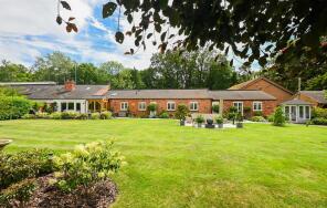 Lavender Cottage, St Michaels Drive, Burton-on-trent DE13 8QS