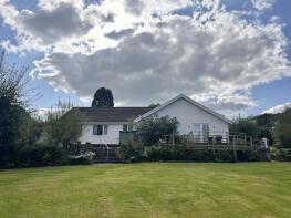 Pine Tree Lodge, C2157 From Cilycwm To Rhandirmwyn, Cilycwm, Llandovery SA20 0SP