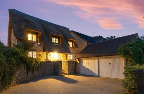 West End, Silverstone, Northamptonshire, NN12